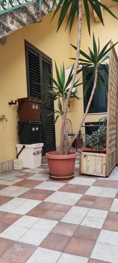Casa Libertà 32 Villa Marsala Bagian luar foto